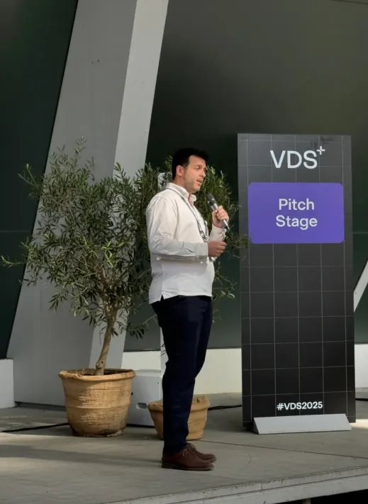 Claudio Pitching about HomeDock OS in perfect american english